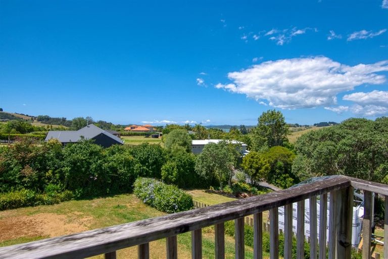 Photo of property in 27 Skudders Beach Road, Kerikeri, 0294