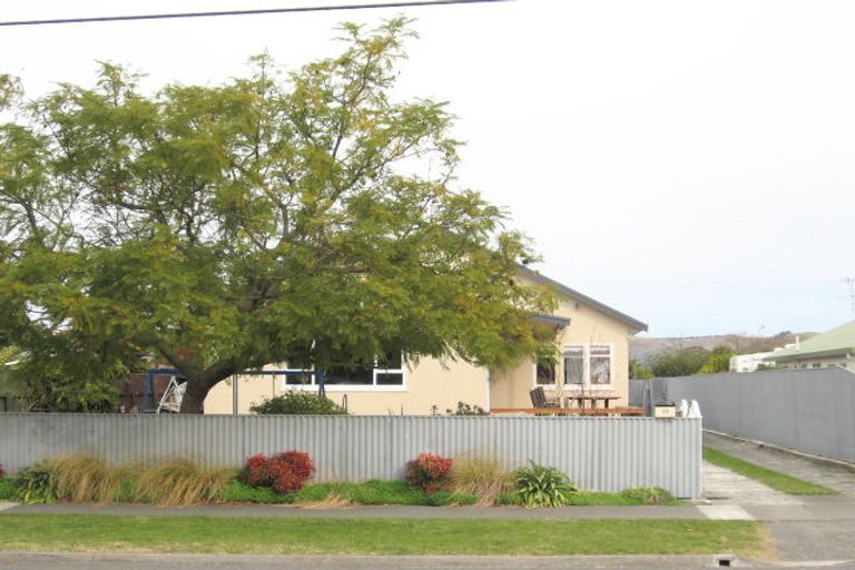 Photo of property in 30 Avenue Road, Greenmeadows, Napier, 4112