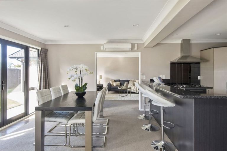 Photo of property in 4 Date Crescent, Aidanfield, Christchurch, 8025