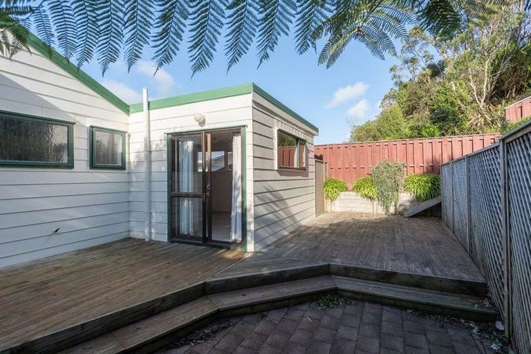 Photo of property in 15 Nagpur Terrace, Broadmeadows, Wellington, 6035