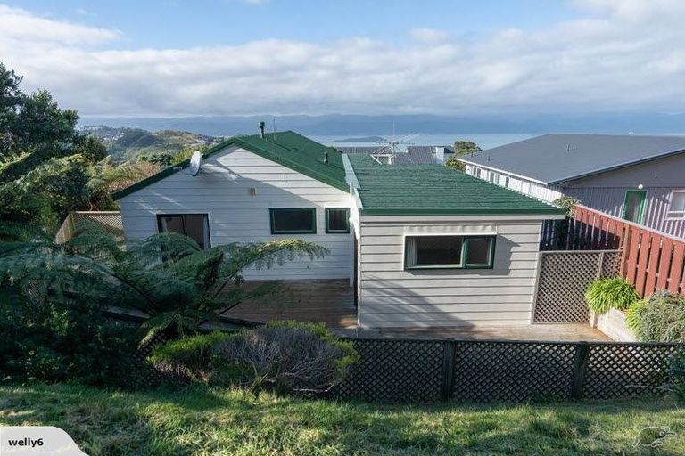 Photo of property in 15 Nagpur Terrace, Broadmeadows, Wellington, 6035