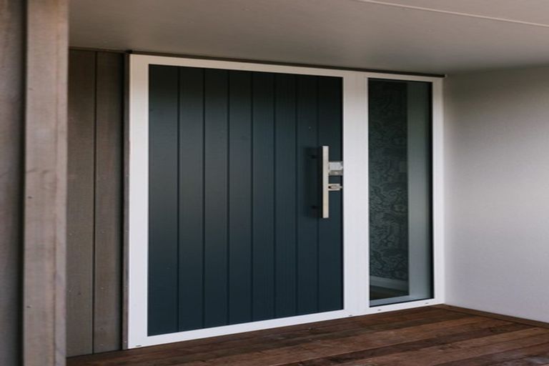 Photo of property in 42 Freedom Drive, Kelvin Grove, Palmerston North, 4414