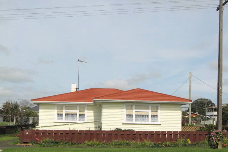 Photo of property in 1/7b High Street West, Waitara, 4320