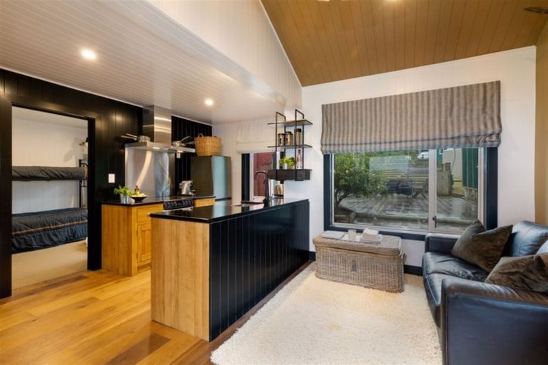 Photo of property in 8 Island Terrace, Motunau, Waipara, 7387