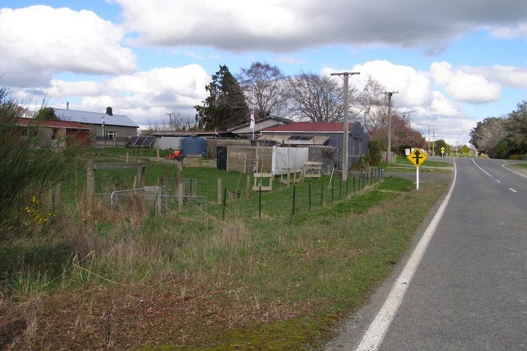 Photo of property in 77 Lochiel Branxholme Road, Lochiel, Winton, 9781