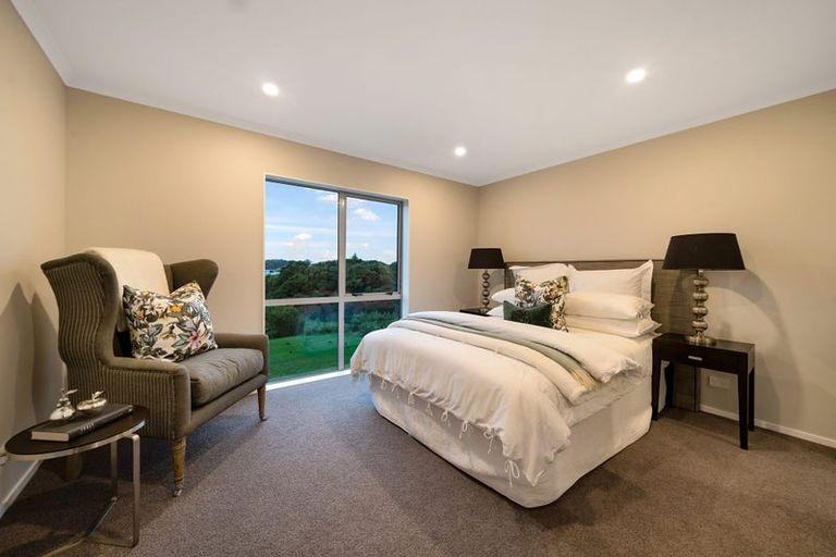 Photo of property in 33 Barrel Crescent, Swanson, Auckland, 0614