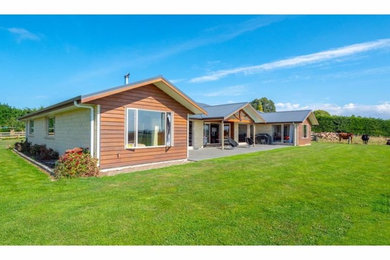 Photo of property in 437 Rolling Ridges Road, Levels Valley, Timaru, 7975