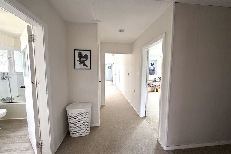 Photo of property in 9 Cargill Street, Owaka, 9535