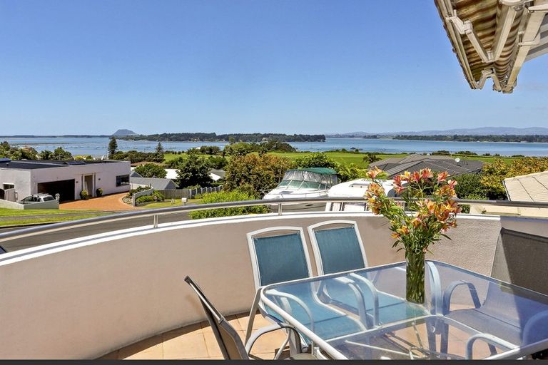 Photo of property in 61 Hamurana Road, Omokoroa, 3114