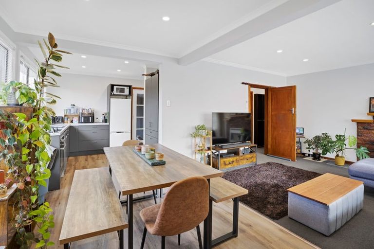 Photo of property in 135 Ngamotu Road, Spotswood, New Plymouth, 4310