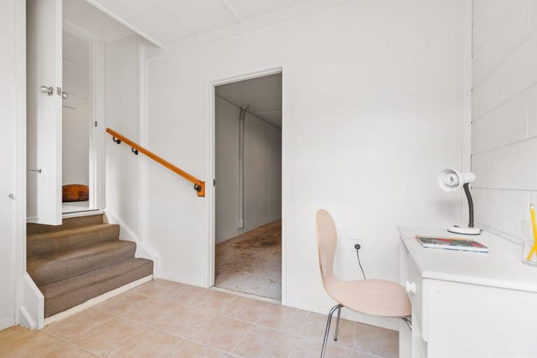 Photo of property in 39a Raumati Crescent, Onerahi, Whangarei, 0110