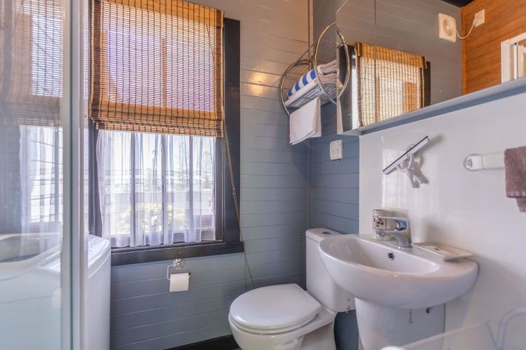 Photo of property in 4a Seaview Terrace, Bluff Hill, Napier, 4110