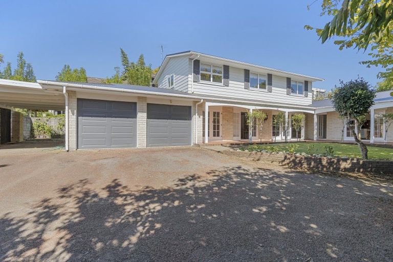 Photo of property in 76a Mangorei Road, Strandon, New Plymouth, 4312