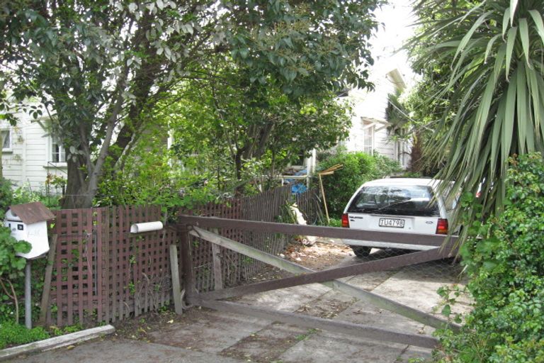 Photo of property in 1/38 Parkers Road, Tahunanui, Nelson, 7011