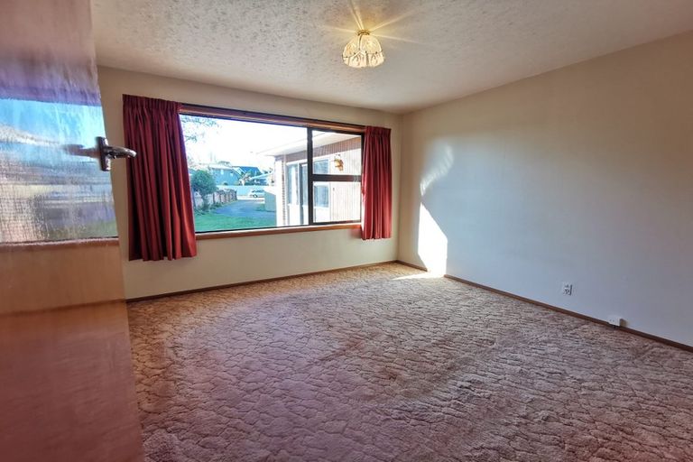 Photo of property in 10 Rochford Place, Bryndwr, Christchurch, 8052