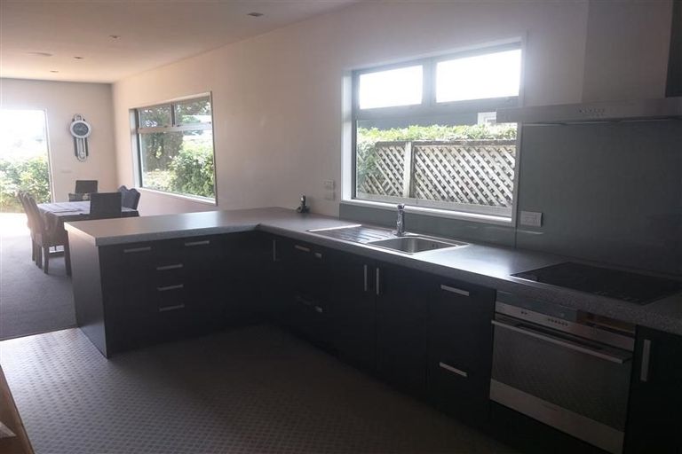 Photo of property in 292 Devon Street West, New Plymouth, 4310