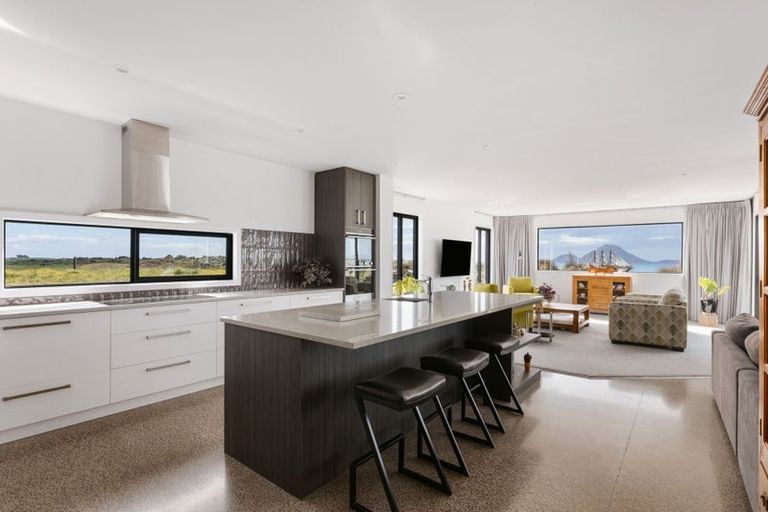 Photo of property in 63 Omega Place, Coastlands, Whakatane, 3120