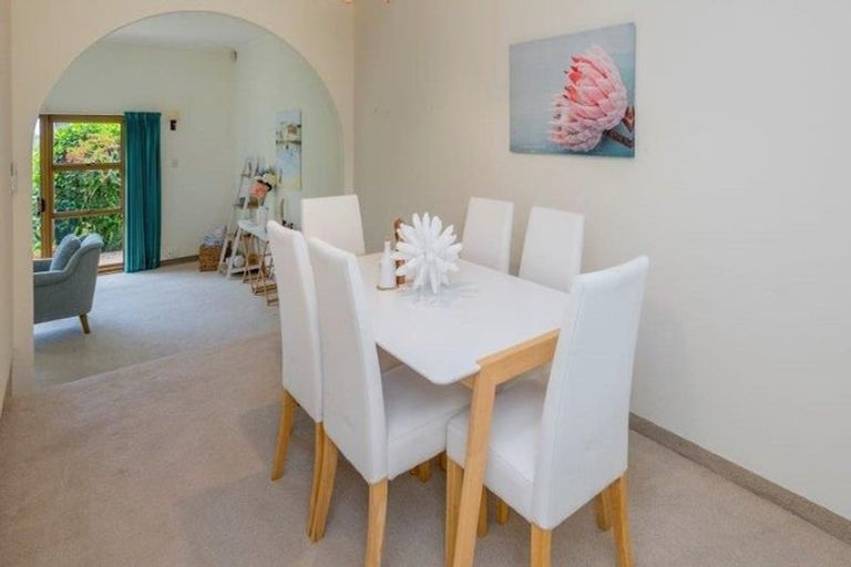 Photo of property in 88 Winara Avenue, Waikanae, 5036