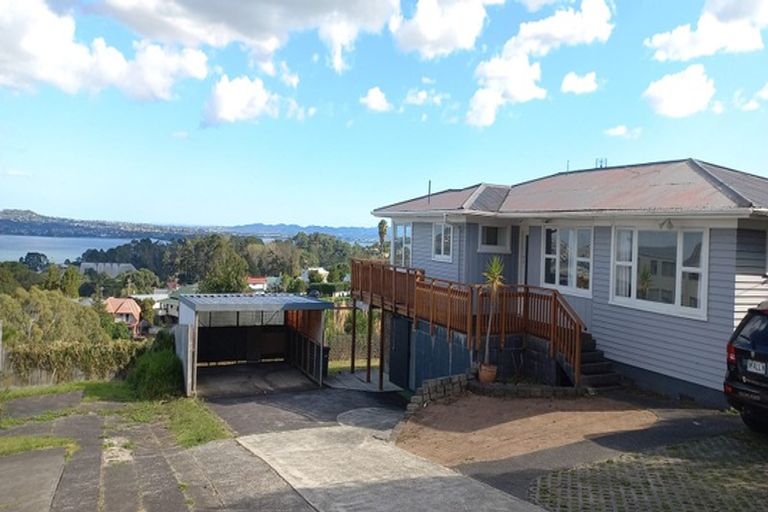 Photo of property in 82a Mokoia Road, Birkenhead, Auckland, 0626
