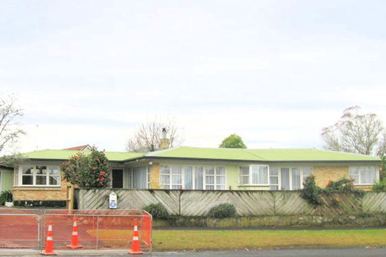 Photo of property in 2 Mayfair Avenue, Chartwell, Hamilton, 3210