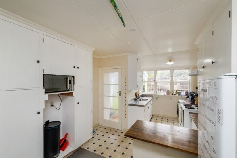 Photo of property in 2/24 Birmingham Street, Takaro, Palmerston North, 4412