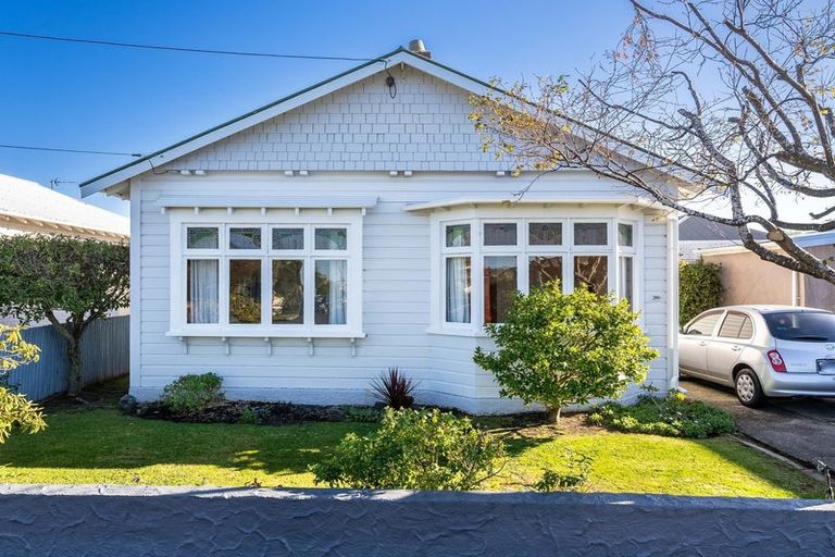 Photo of property in 36a Hargest Crescent, Saint Kilda, Dunedin, 9012