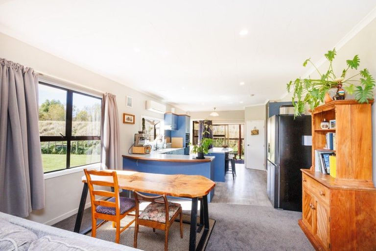 Photo of property in 1107 Rongotea Road, Rongotea, Palmerston North, 4476