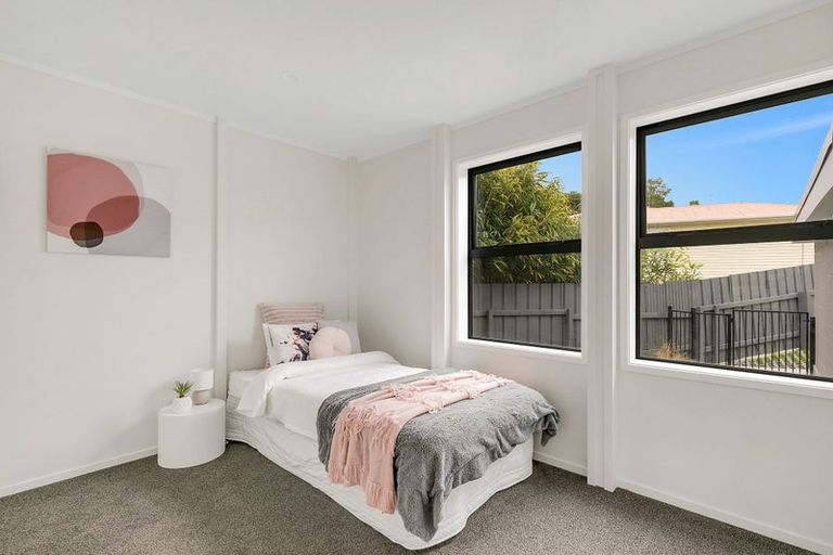 Photo of property in 25a York Place, Cannons Creek, Porirua, 5024
