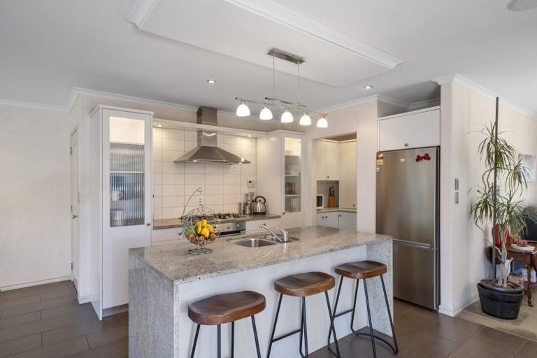 Photo of property in 23 Inverness Drive, Pyes Pa, Tauranga, 3112