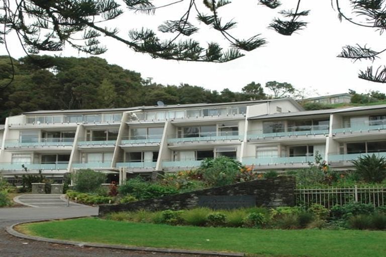 Photo of property in Bridgewater Apartments, 310/7 Te Rangi Cross Road, Paihia, 0200