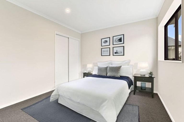 Photo of property in 8 Dragonfly Way, Massey, Auckland, 0614