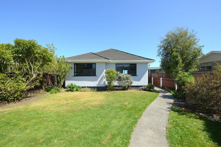 Photo of property in 1/5 Pablo Place, Hoon Hay, Christchurch, 8025
