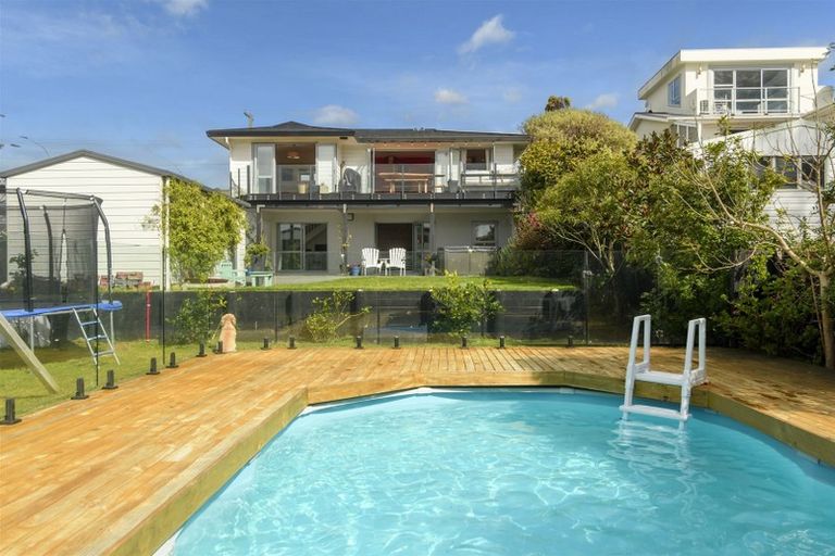 Photo of property in 1221 Papamoa Beach Road, Papamoa Beach, Papamoa, 3118