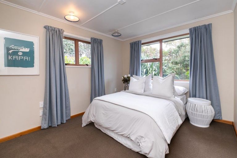 Photo of property in 280 Clifton Road, Te Awanga, 4102