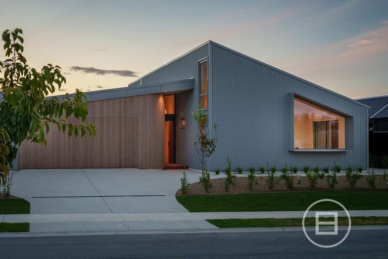 Photo of property in 3 Packer Road, Wanaka, 9382