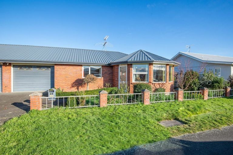 Photo of property in 6b Reid Avenue, Mosgiel, 9024