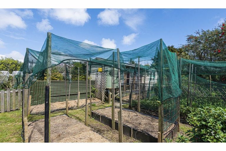 Photo of property in 63 Simpson Road, Ruawai, 0591