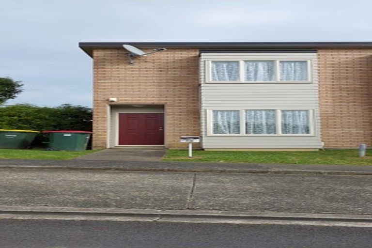 Photo of property in 10 Rosandich Drive, Sunnyvale, Auckland, 0612