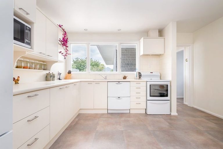 Photo of property in 400 Wairakei Road, Burnside, Christchurch, 8053