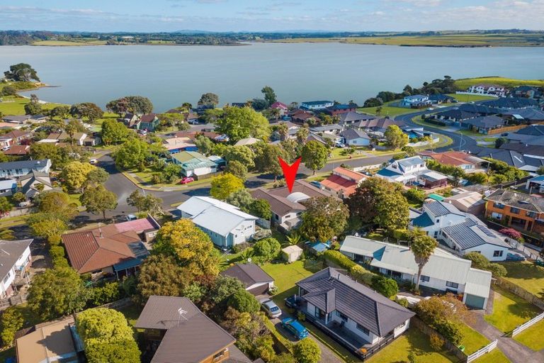 Photo of property in 25 Sunningdale Street, Wattle Downs, Auckland, 2103