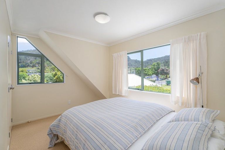 Photo of property in 12 Cathedral Court, Hahei, Whitianga, 3591