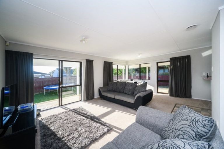Photo of property in 57 Geraldine Crescent, Cloverlea, Palmerston North, 4412