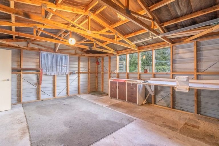 Photo of property in 120 Great North Road, Winton, 9720