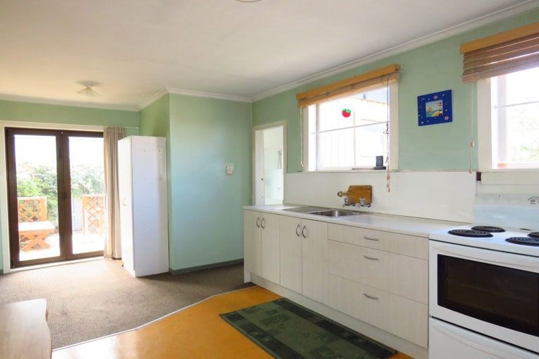 Photo of property in 58 Cobden Street, Westport, 7825