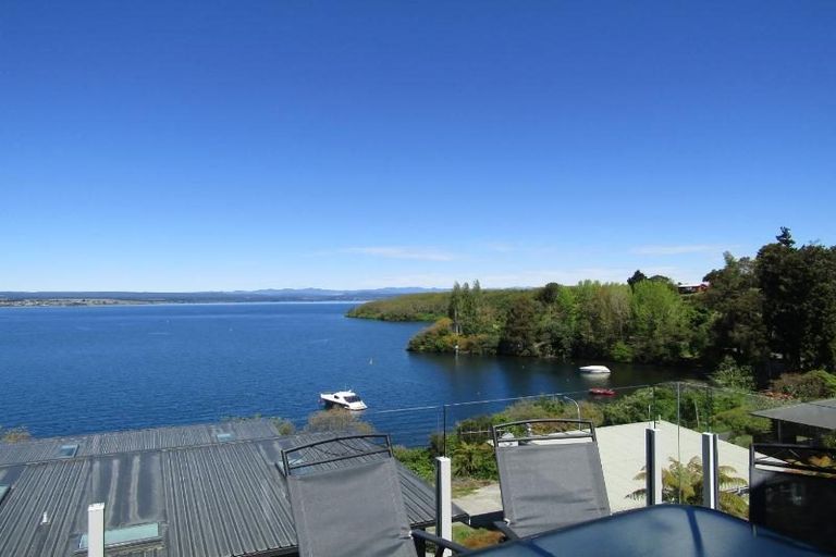 Photo of property in 856c Wily Terrace, Acacia Bay, Taupo, 3330