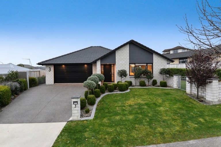 Photo of property in 3 Northbrook Glen, Flagstaff, Hamilton, 3210