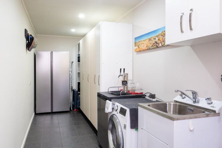 Photo of property in 5 Keith Sands Grove, Havelock North, 4130