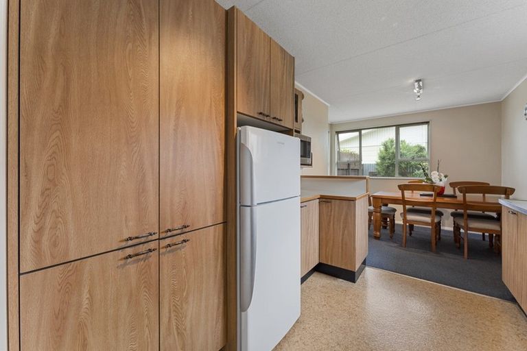 Photo of property in 22 Monowai Place, Westbrook, Palmerston North, 4412