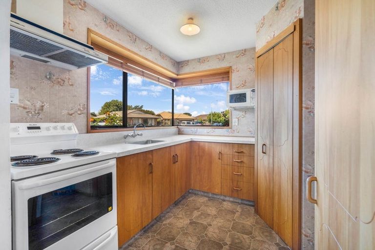 Photo of property in 1/11 Dumfries Drive, Hei Hei, Christchurch, 8042