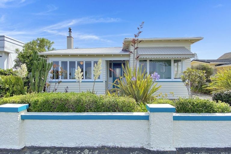 Photo of property in 36 The Esplanade, Westshore, Napier, 4110